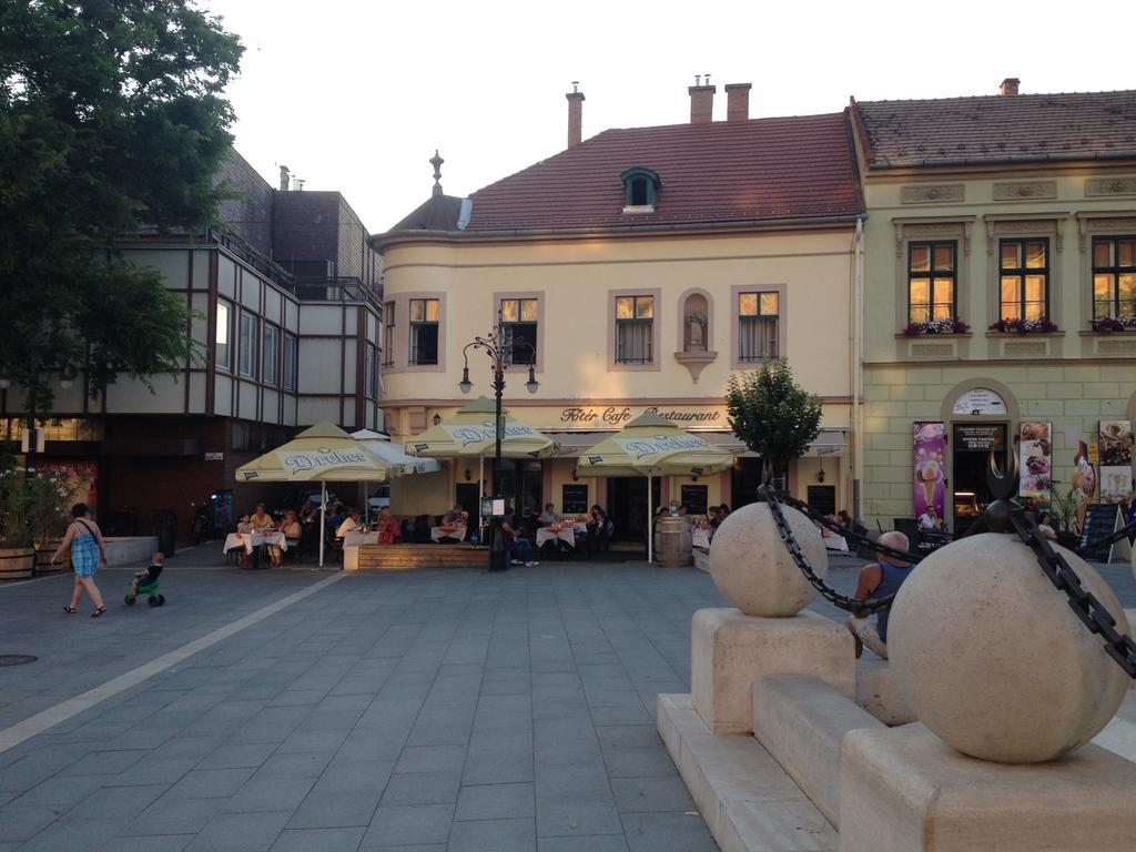 Orchidea Apartman Eger Exterior foto
