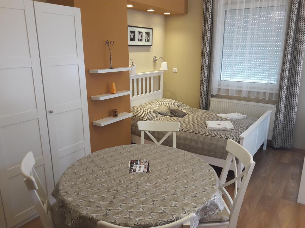Orchidea Apartman Eger Exterior foto