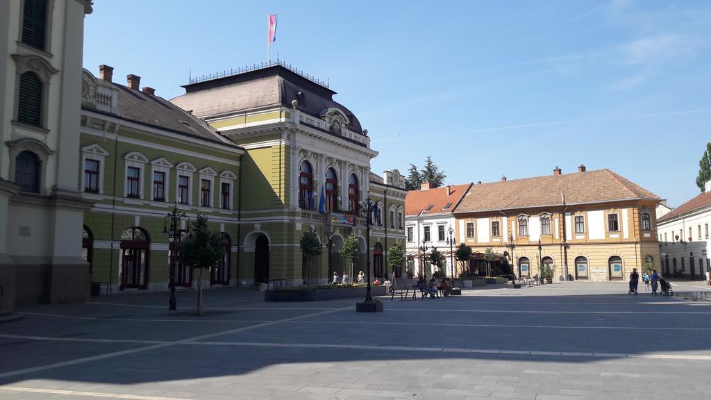 Orchidea Apartman Eger Exterior foto